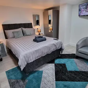  Apartment Comfy With Wi-fi And Smart Tv